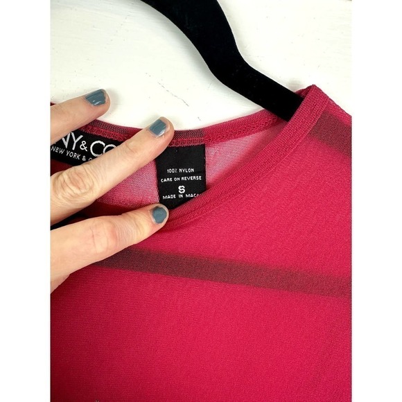 Pre-loved Y2K floral embroidered short sleeve t-shirt sz SML - Picture 4 of 5